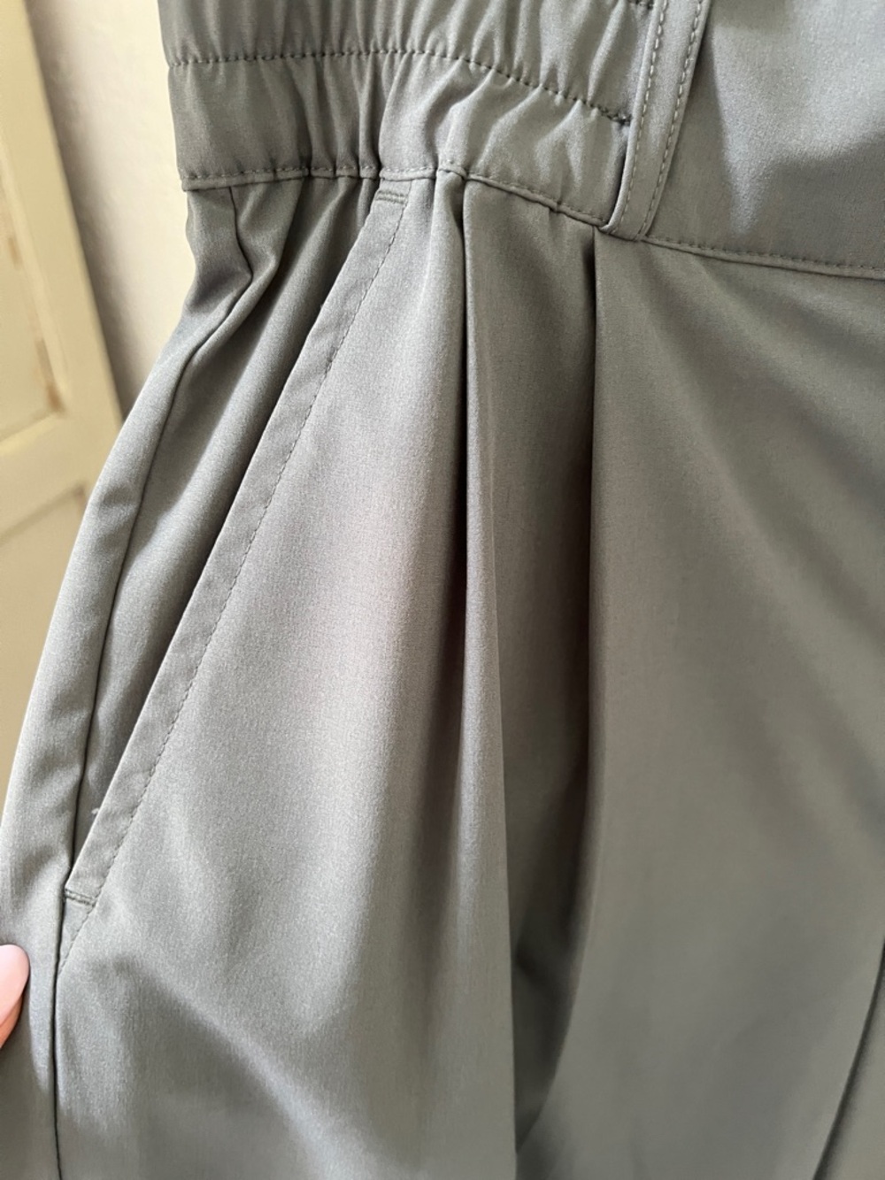Kyodan Tailored Travel Commuter  Dress Pants - Contemporary Wide Leg - Picture 4 of 10